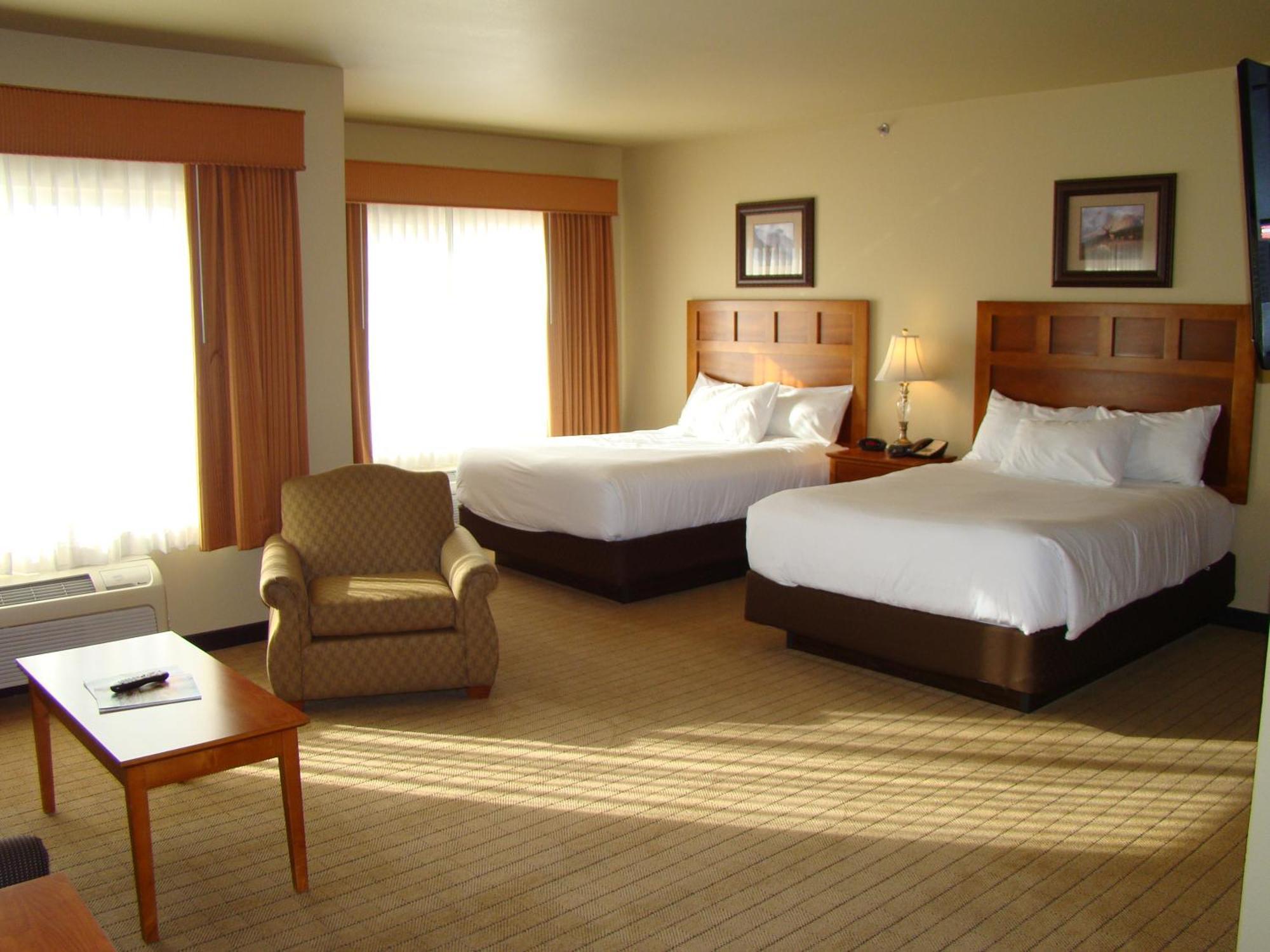 Deluxe Queen Suite Two Queen Beds,700643620:JPEG